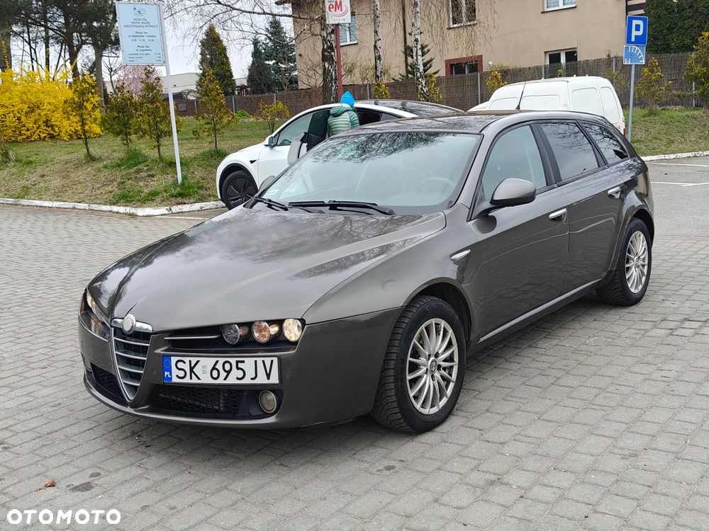 Alfa Romeo 159 1.9 JTDM 8V DPF - 17