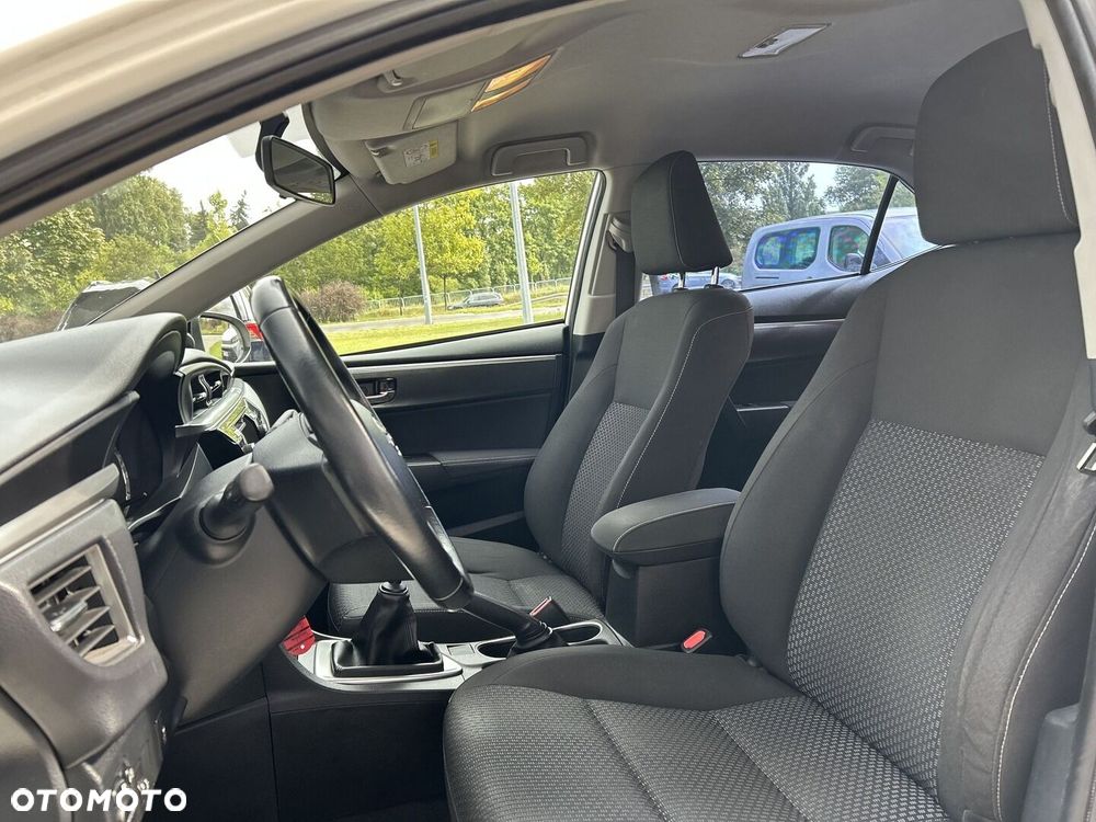 Toyota Corolla 1.6 Premium EU6 - 9