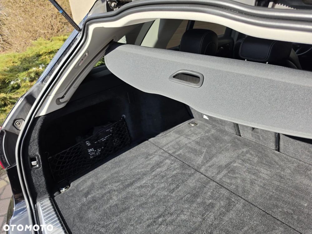 Mercedes-Benz Klasa C 200 4-Matic 7G-TRONIC - 11