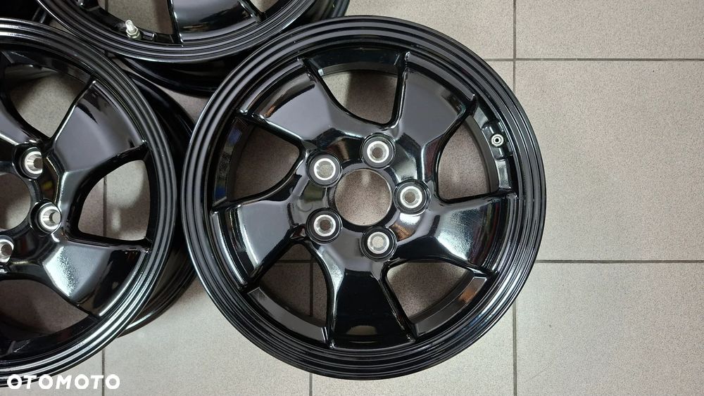 Felgi Aluminiowe 15 Hyundai Ioniq i30 5x114.3 ET 46 - 16