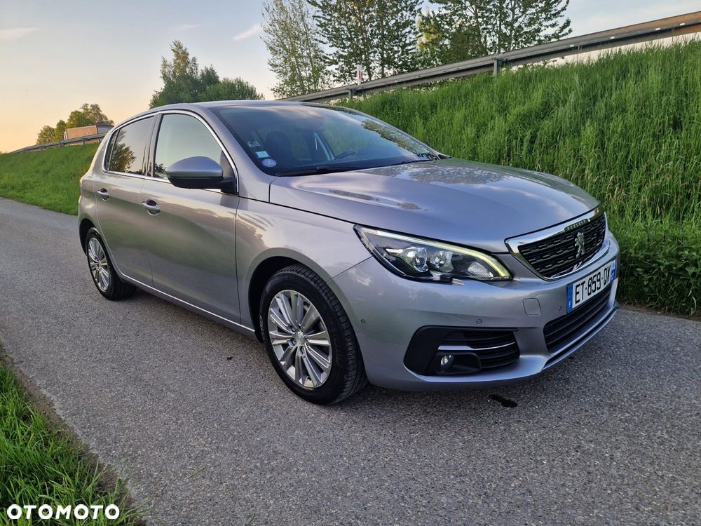 Peugeot 308 - 1