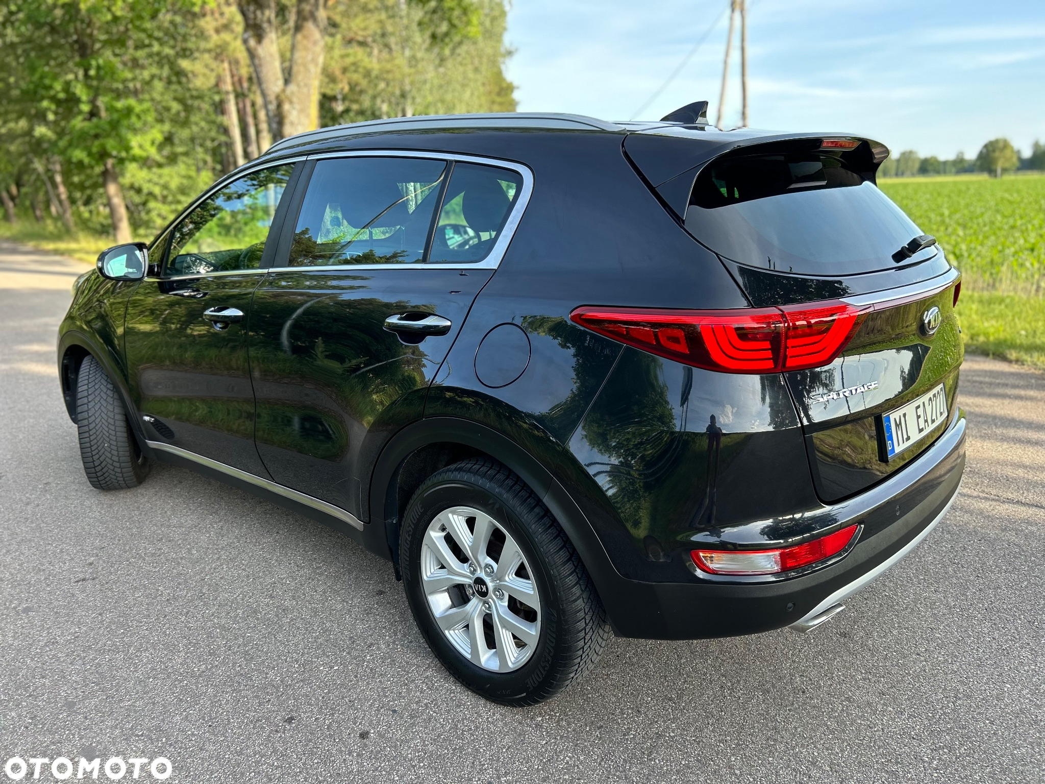 Kia Sportage 2.0 CRDI 4WD Automatik Spirit - 4