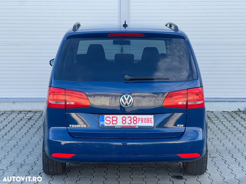Volkswagen Touran - 6