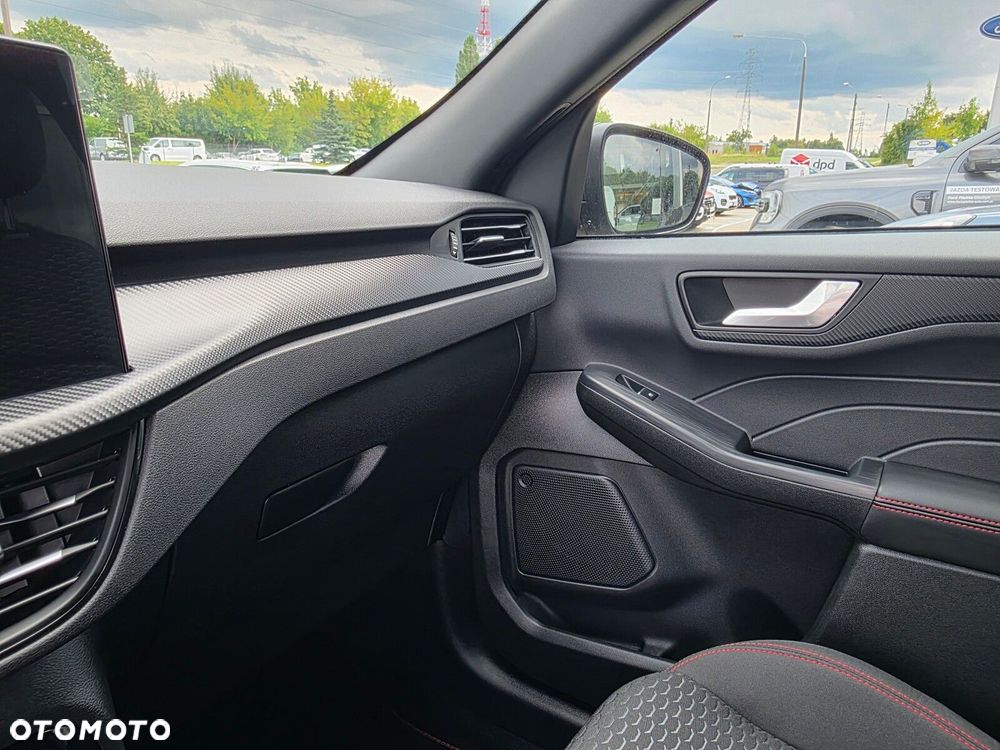 Ford Kuga - 30