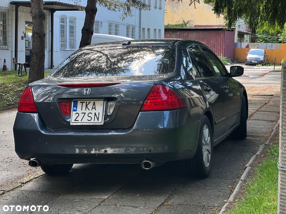 Honda Accord - 3