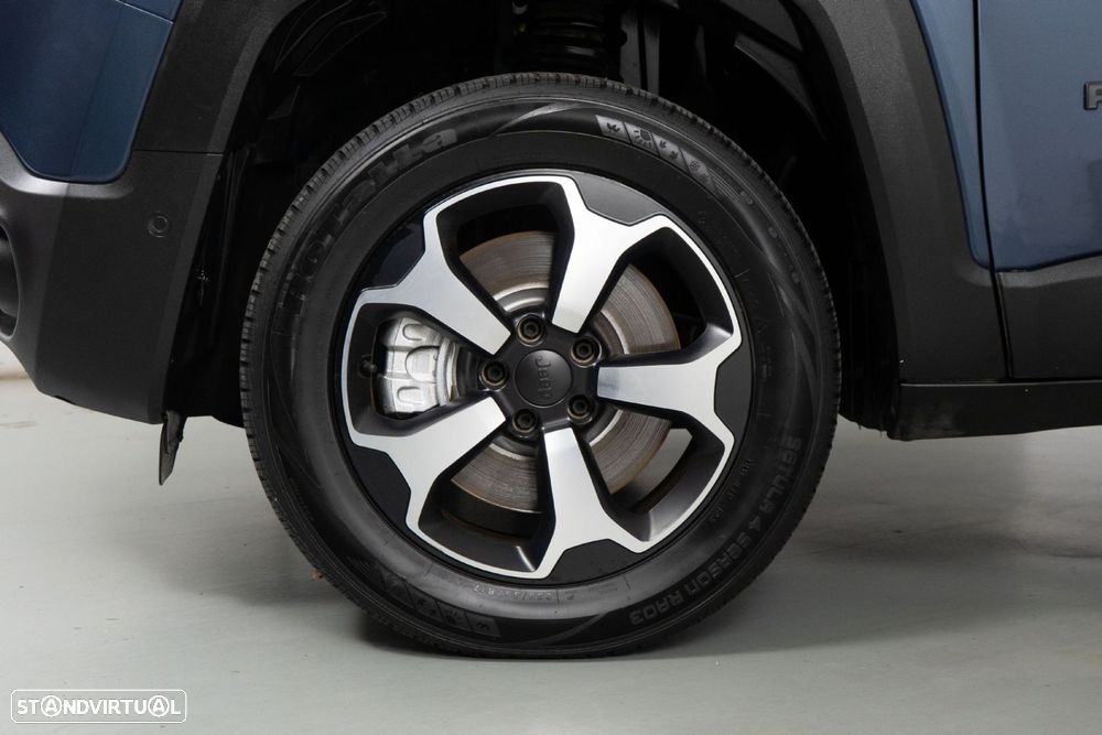 Jeep Renegade 1.3 TG 4Xe Trailhawk - 19