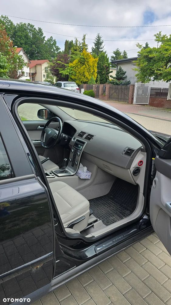 Volvo S40 1.8 Momentum - 11