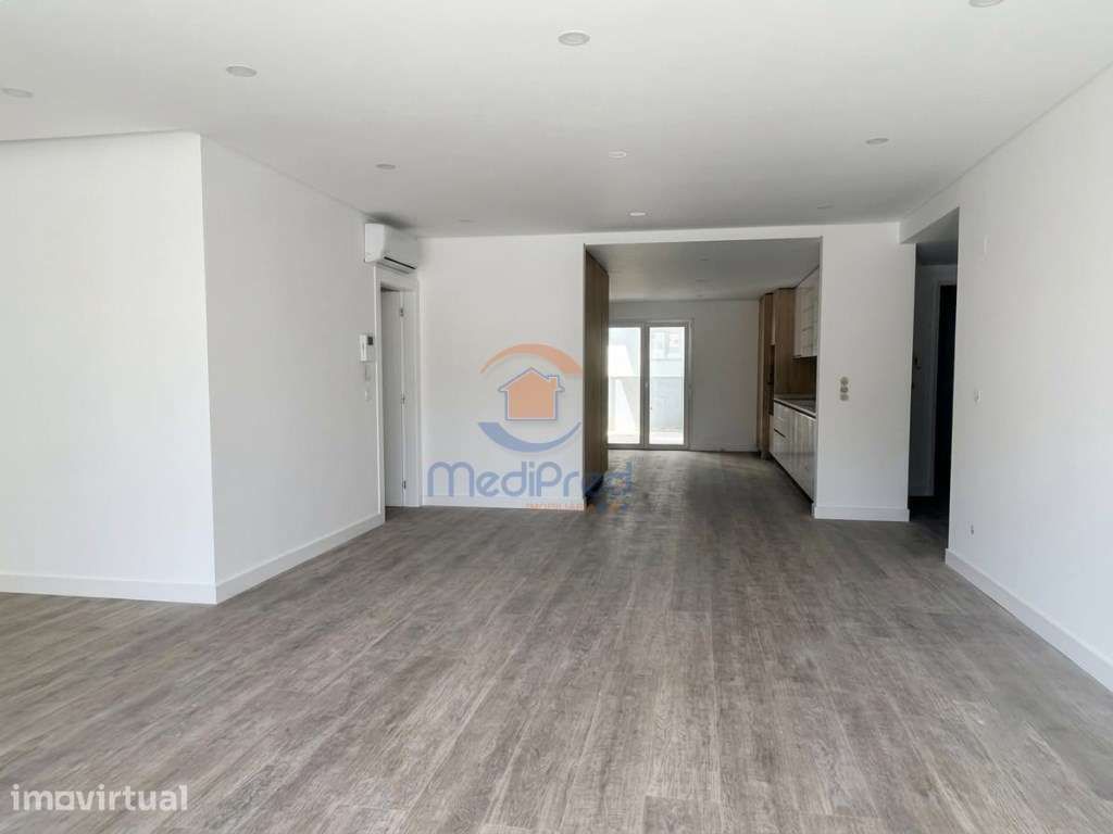 Apartamento T3 com TERRAÇO, Varanda e BOX 40 m2 | Ramada, Odivelas - Grande imagem: 2/65