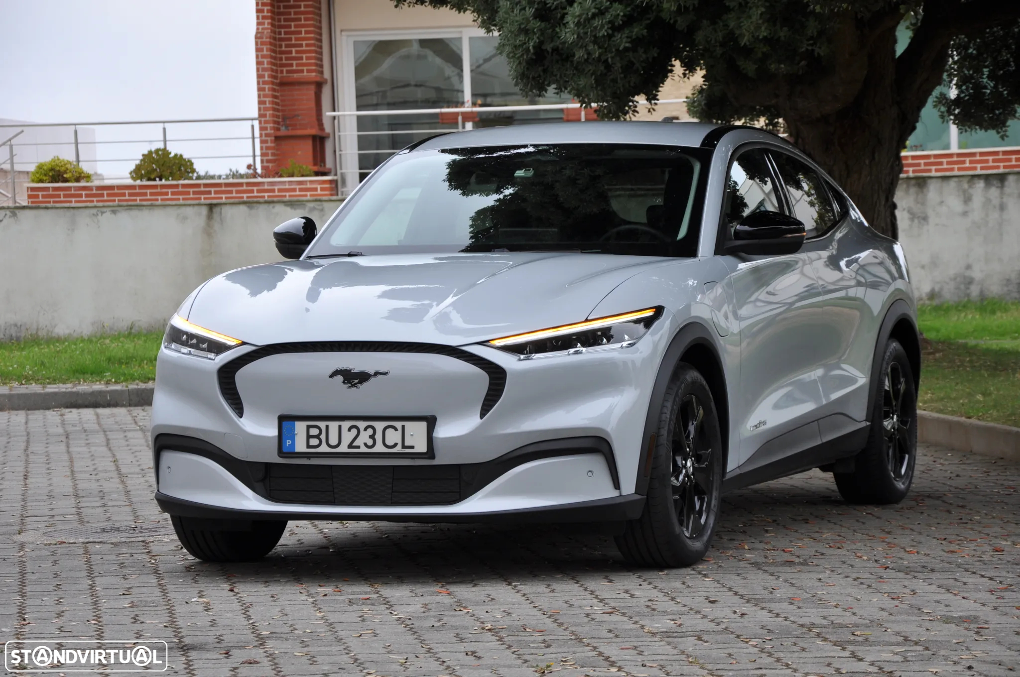 Ford Mustang Mach-E 75.7 kWh Premium AWD - 13