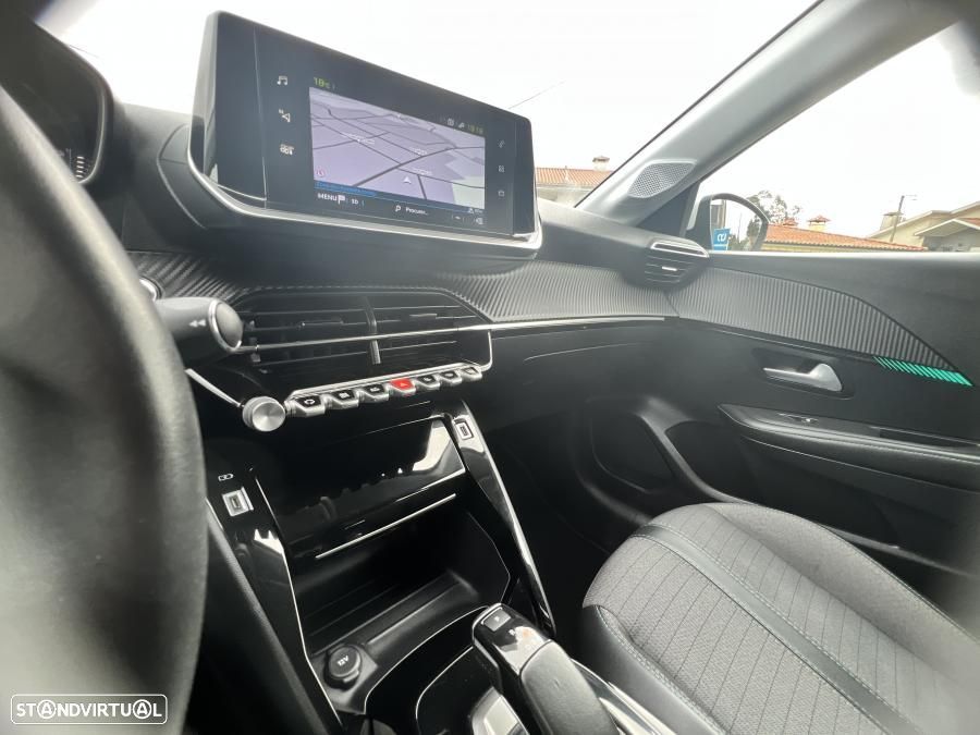 Peugeot e-208 50 kWh Allure Pack - 32