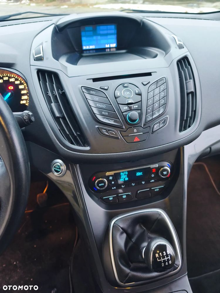 Ford Kuga 2.0 TDCi 2x4 Titanium - 30