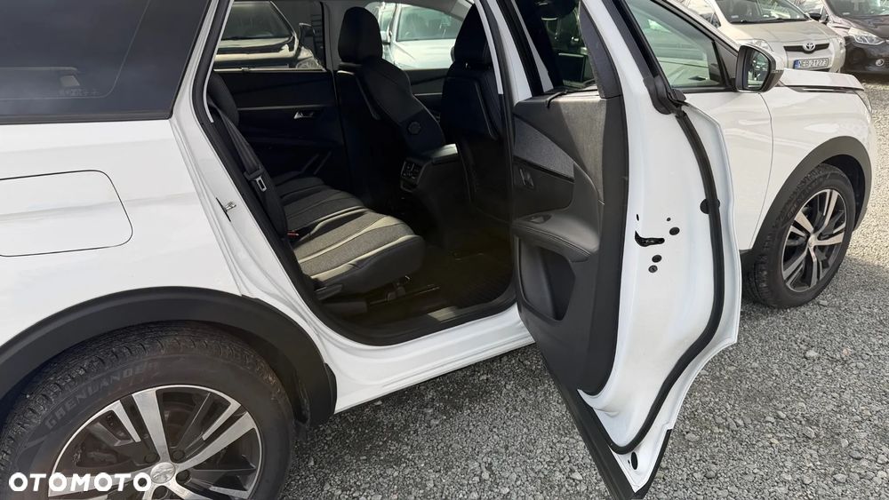 Peugeot 5008 - 19