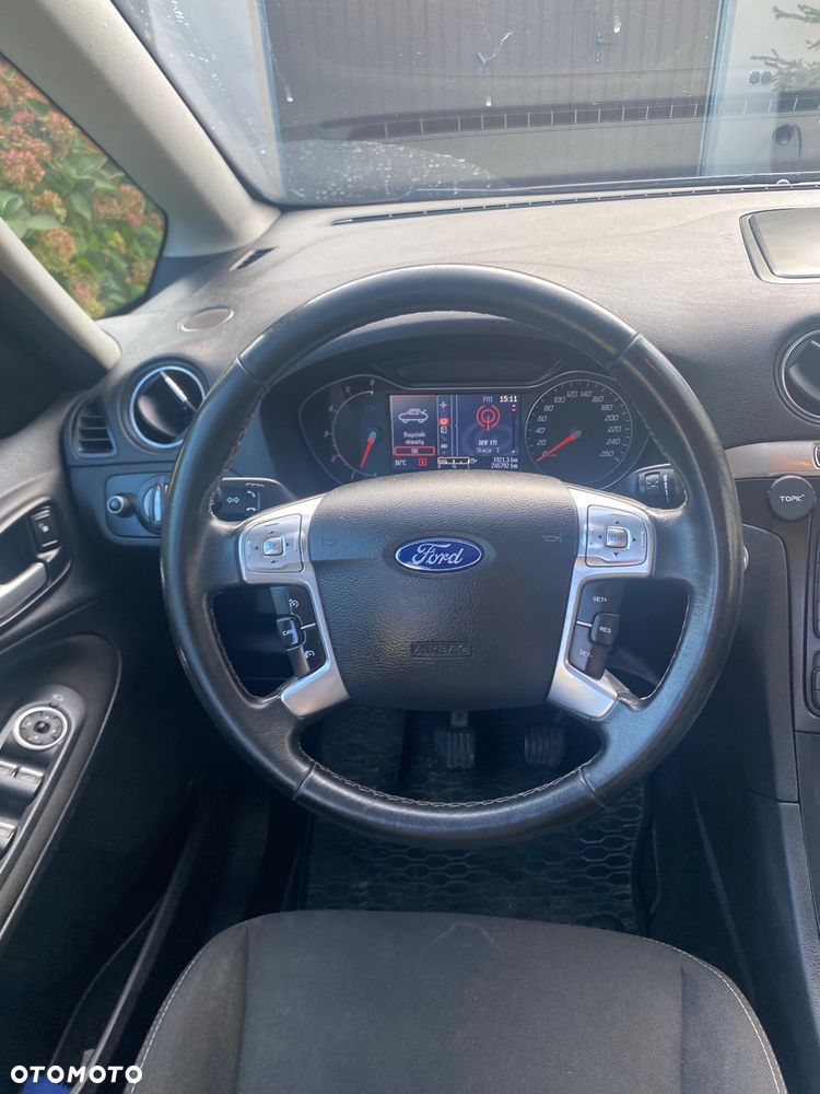 Ford Galaxy 2.0 TDCi Platinium X (Ghia) - 17