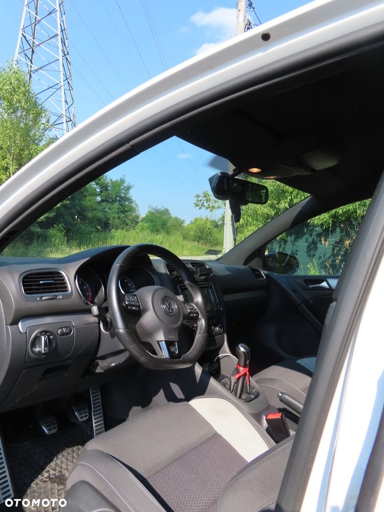 Volkswagen Golf - 14