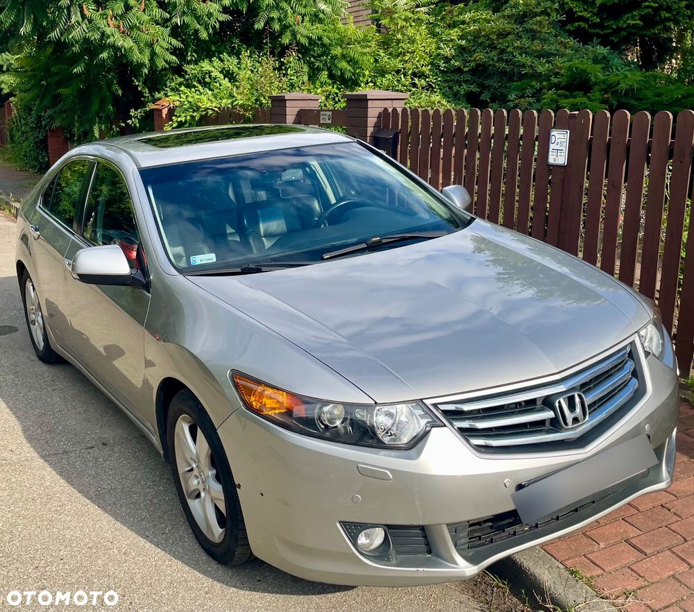 Honda Accord 2.0 Executive - 8