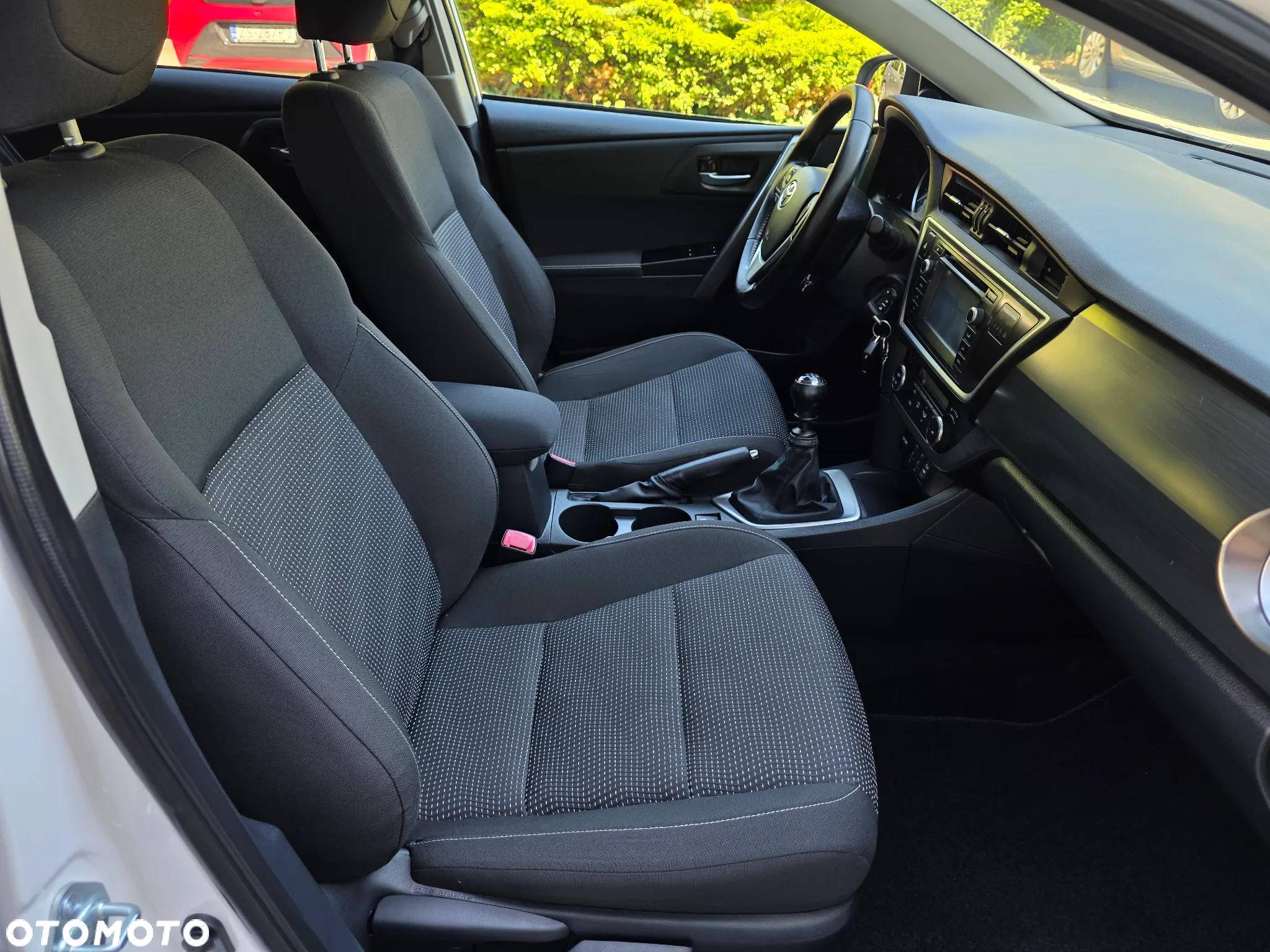 Toyota Auris 1.6 Valvematic START Edition - 26