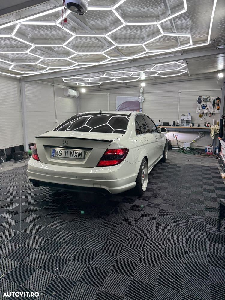 Mercedes-Benz C 320 CDI - 2