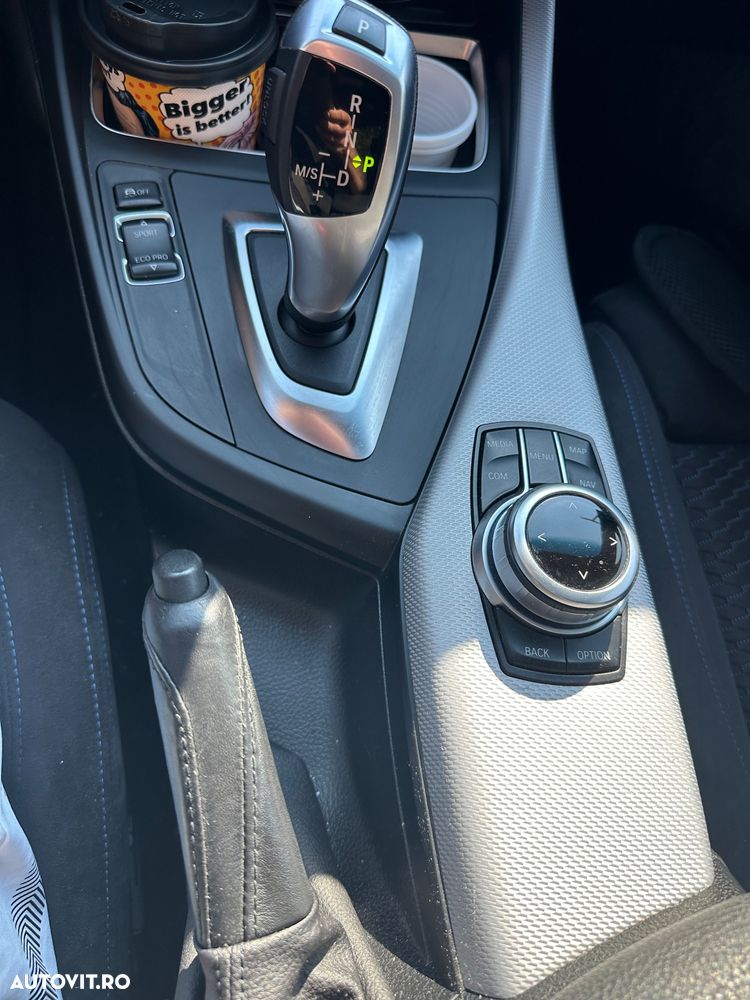 BMW Seria 2 220i AT M Sport - 18