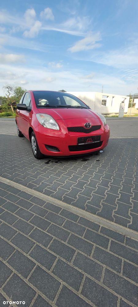 Toyota Yaris - 4