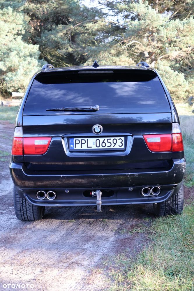 BMW X5 4.4i - 7