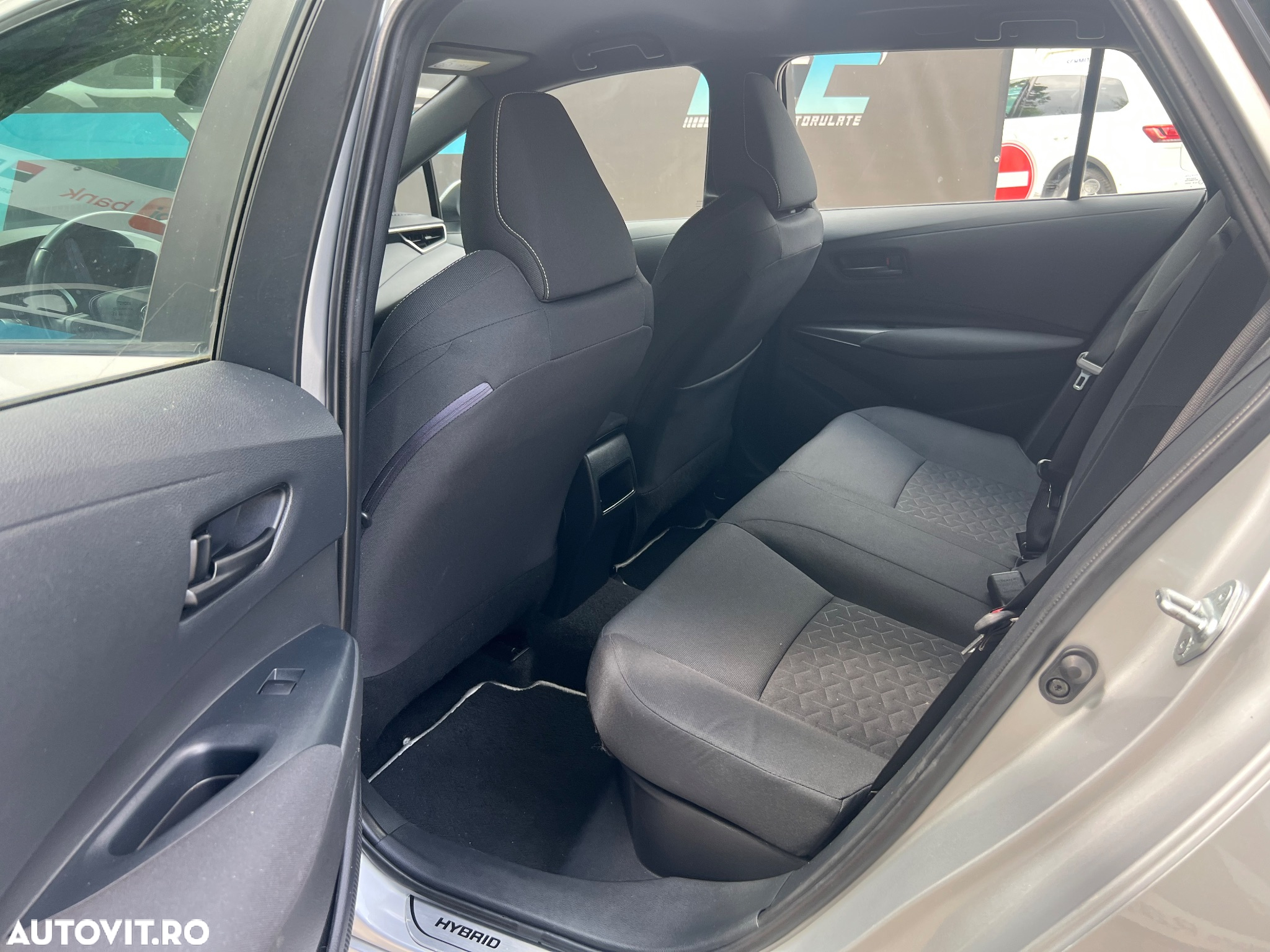 Toyota Corolla 1.8 Hybrid Touring Sports Comfort - 13