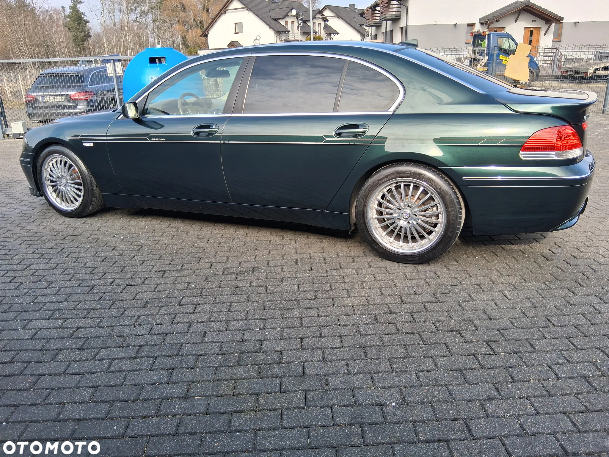 BMW Seria 7 745Li - 40