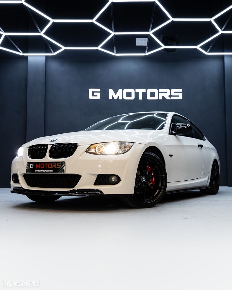 BMW 320 d Coupe Auto - 4