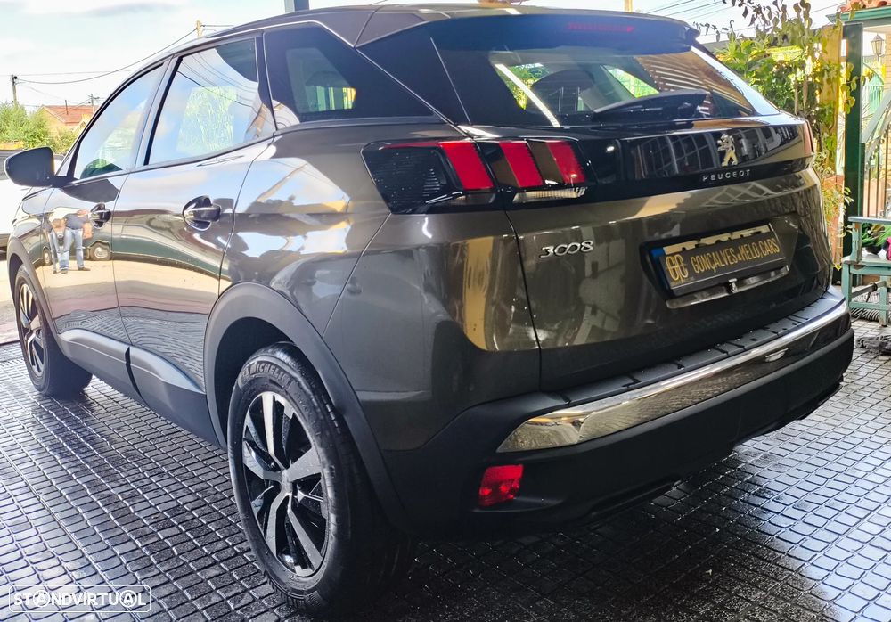 Peugeot 3008 1.6 e-HDi Allure 2-Tronic 110g - 2