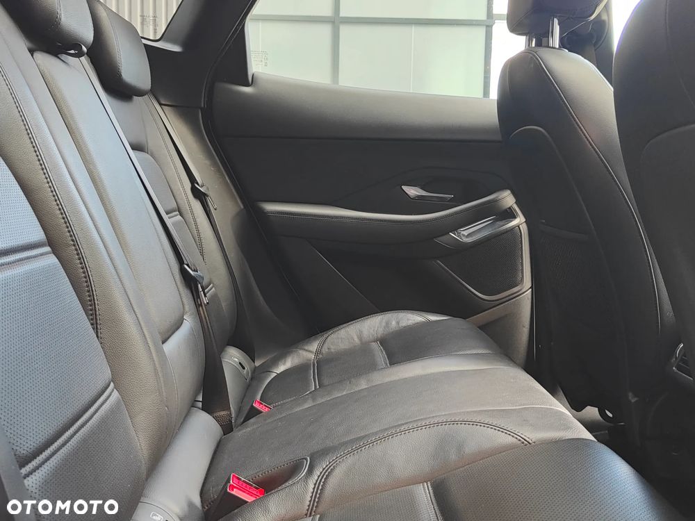 Jaguar E-Pace P300 AWD Sport - 25