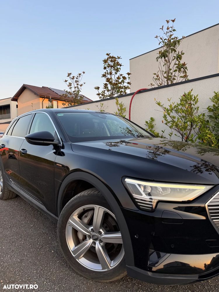 Audi e-tron 55 quattro - 5