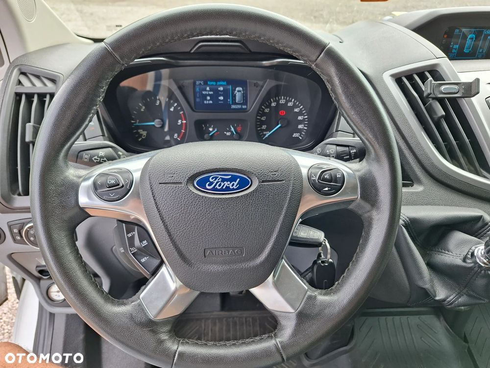 Ford Transit - 20