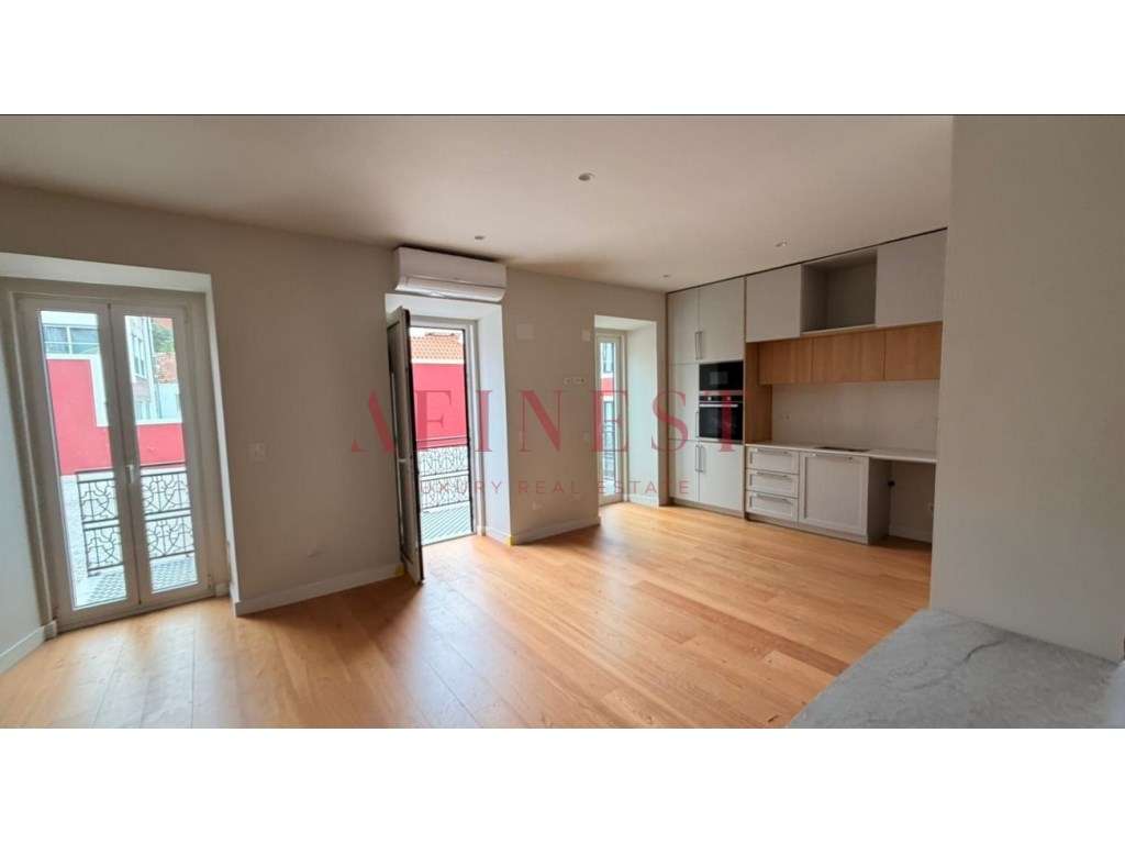 Moradia T3 em condominio fechado no Estoril - Grande imagem: 5/23