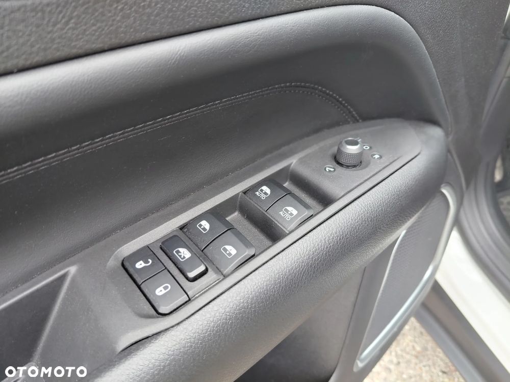 Jeep Compass 1.5 T4 mHEV High Altitude FWD S&S DCT - 19