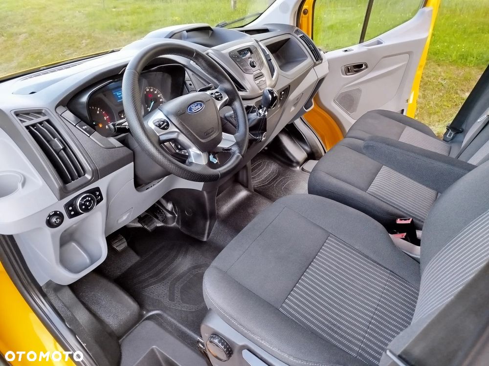 Ford transit - 15