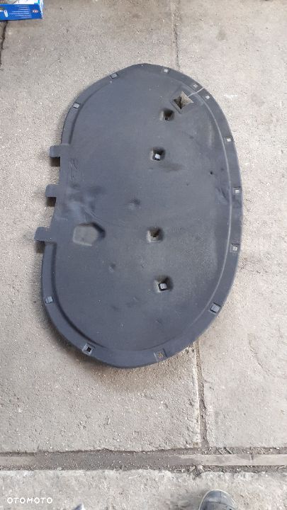 Wygłuszenie maski Passat B7 - 2