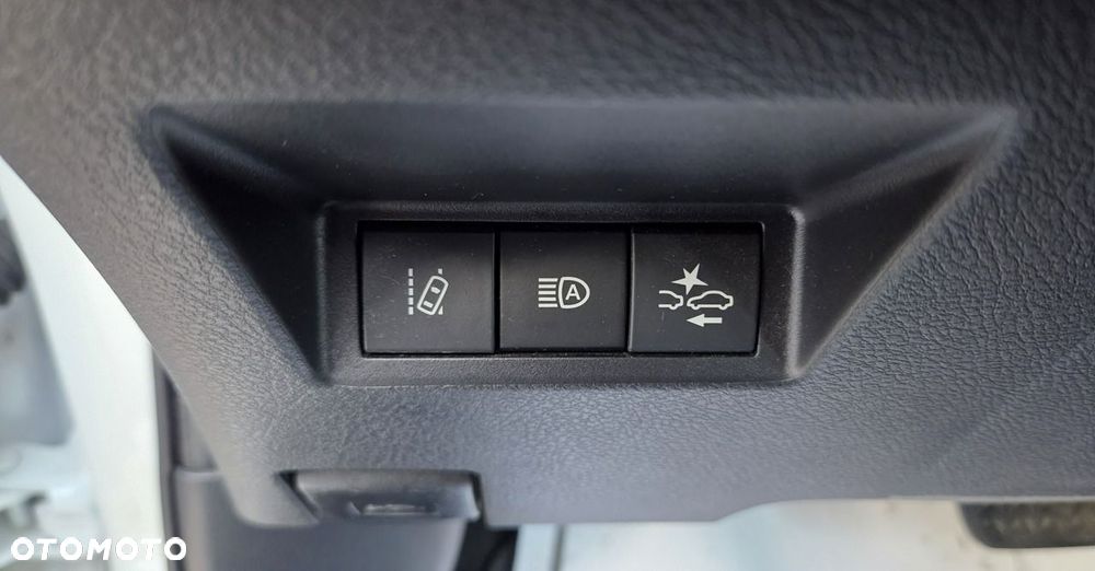 Toyota Yaris Hybrid 100 Premium EU6 - 32