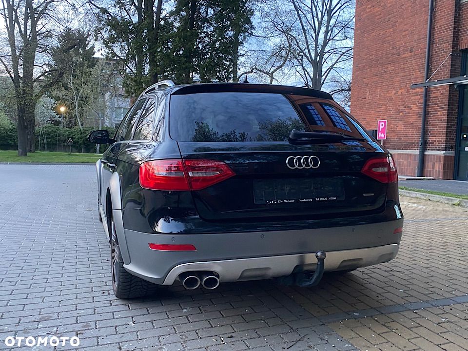 Audi A4 Allroad - 14