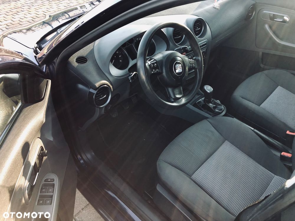 Seat Ibiza 1.4 16V Excelente - 5