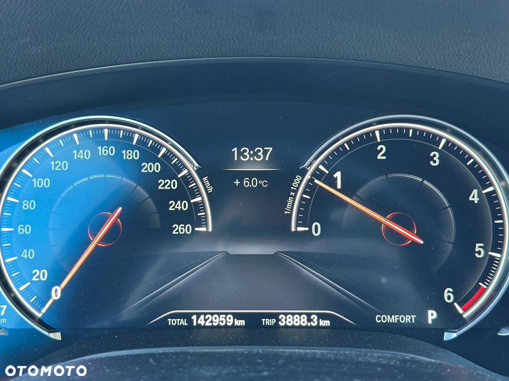 BMW Seria 5 520d xDrive M Sport sport - 14