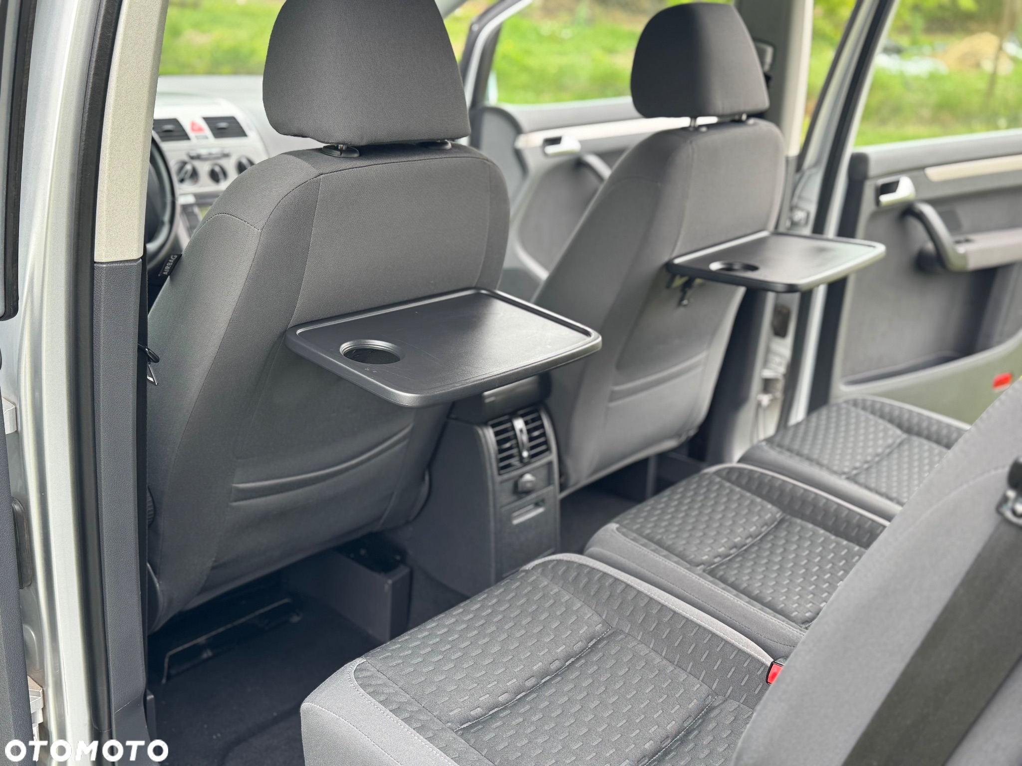 Volkswagen Touran 1.9 TDI DPF Blue Motion Highline - 28