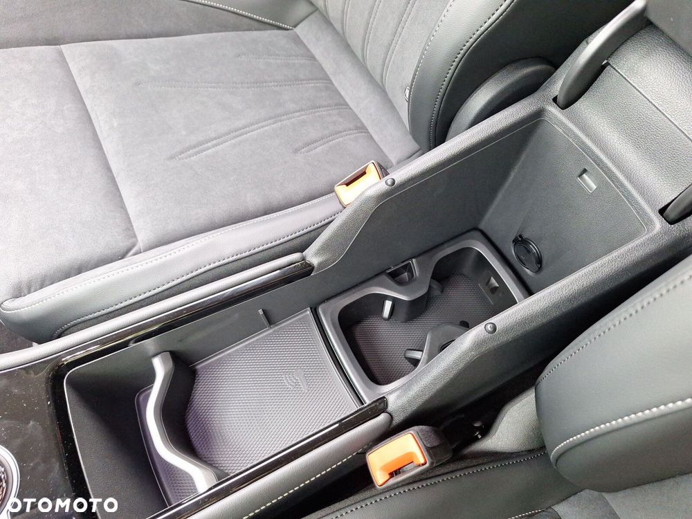 Volkswagen Tiguan 1.5 eHybrid PHEV 150kW Elegance DSG - 27
