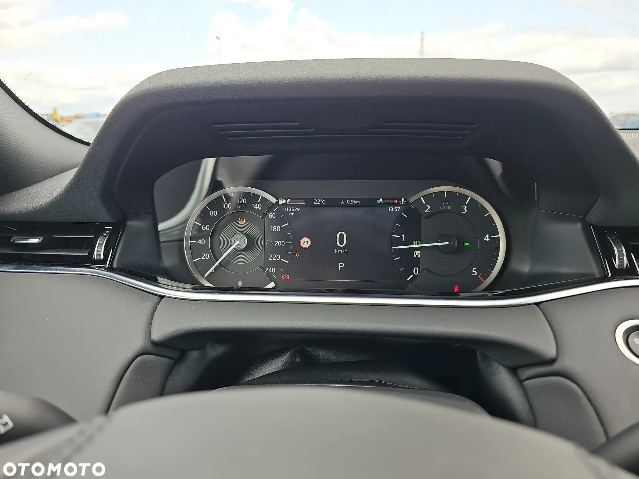 Land Rover Range Rover Evoque - 15