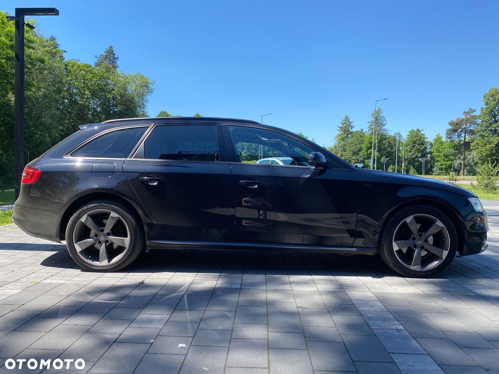Audi A4 Avant 2.0 TDI DPF quattro S tronic S line Sportpaket - 4
