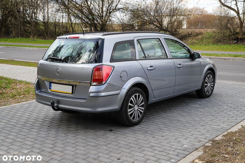 Opel Astra 1.6 Enjoy - 9