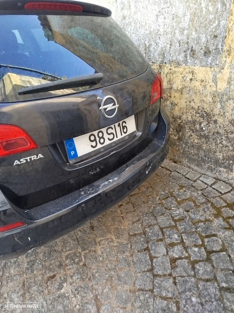 Opel Astra Sports Tourer - 6