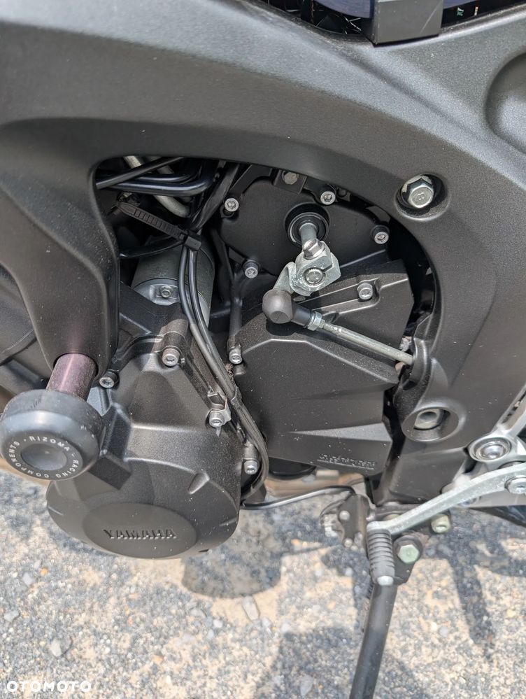 Yamaha FZ6 - 19