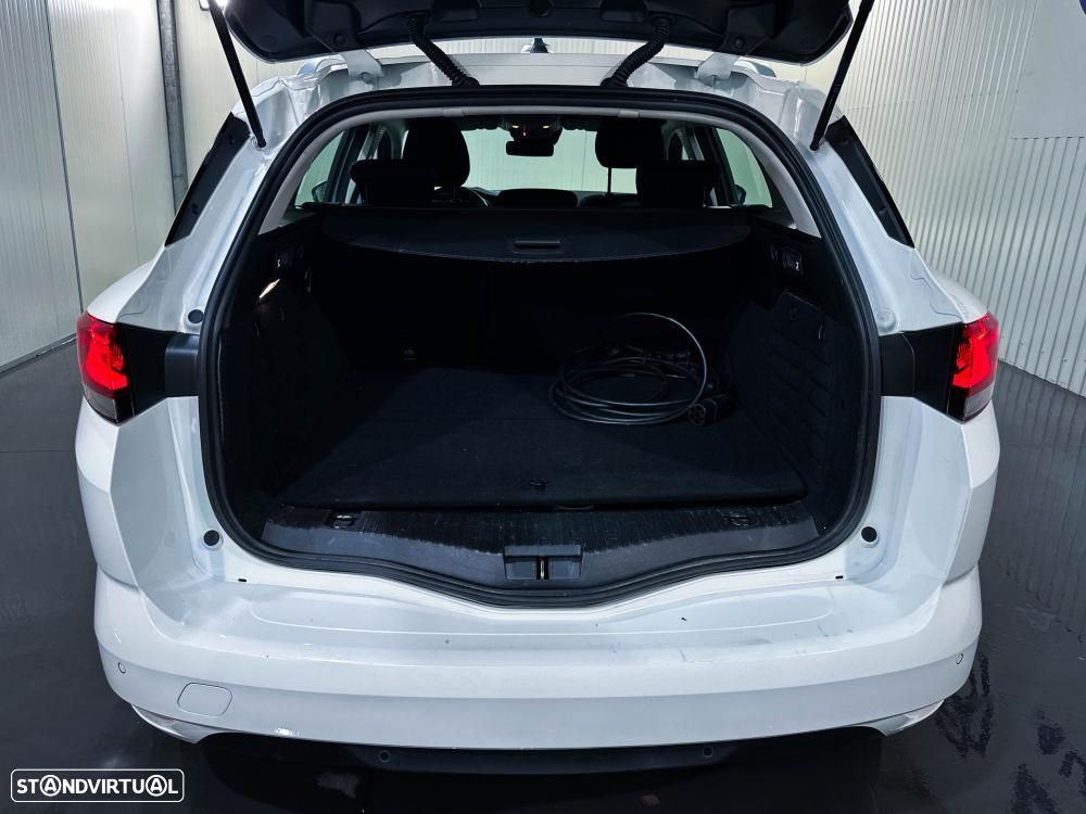 Renault Mégane 1.6 Plug-In R.S. Line - 54