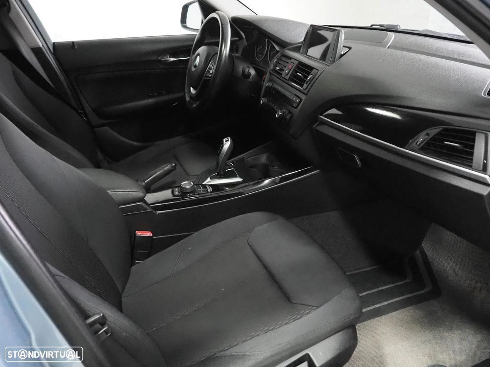 BMW 118 dA Pack M - 13