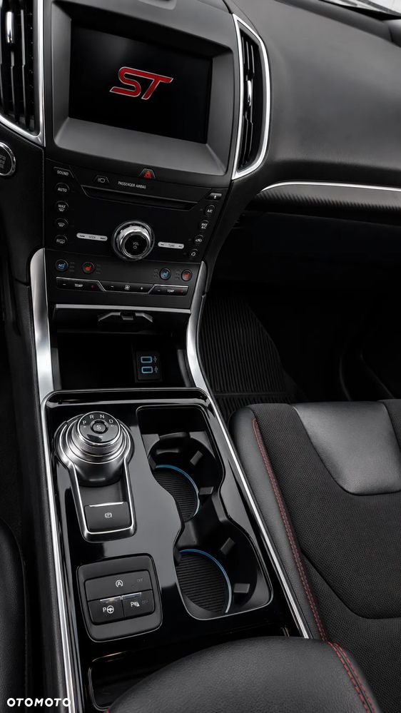 Ford Edge - 12