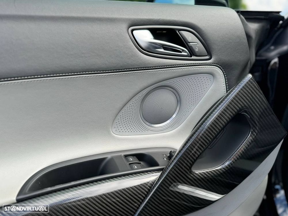 Audi R8 Spyder 5.2 FSi V10 quattro R tronic - 28